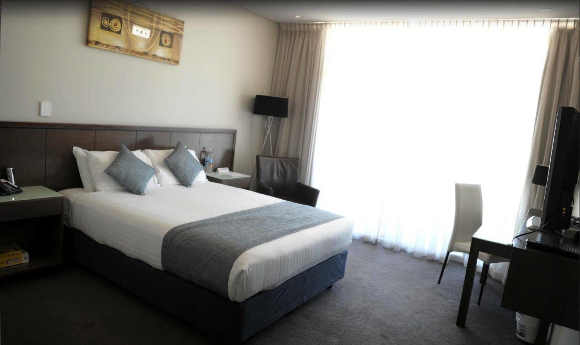 Sfera'S Park Suites & Convention Centre แอดิเลด ภายนอก รูปภาพ